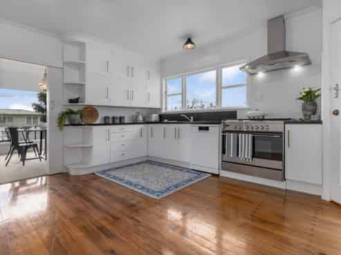 14 Duke Street, LEVIN
