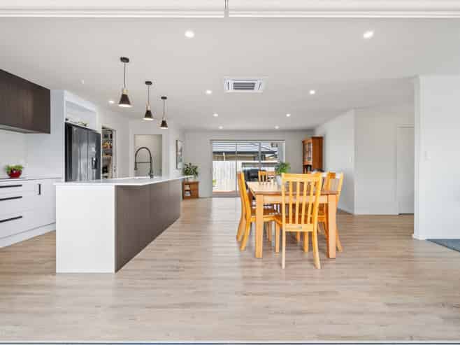 67 Kaurinui Crescent, One Tree Point