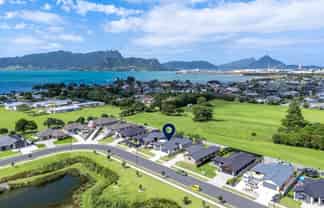 67 Kaurinui Crescent, One Tree Point