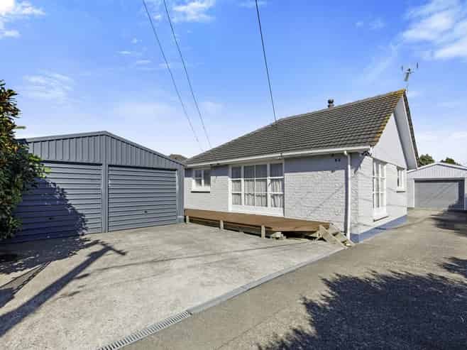 83 Thackeray Street, Trentham