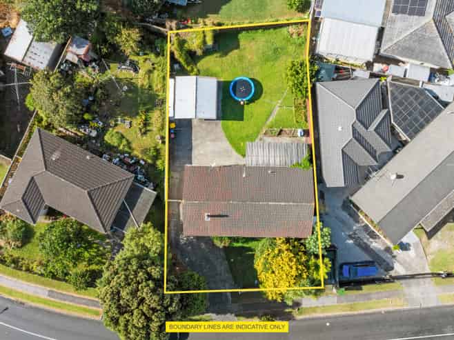 64 Sunlands Drive, Manurewa