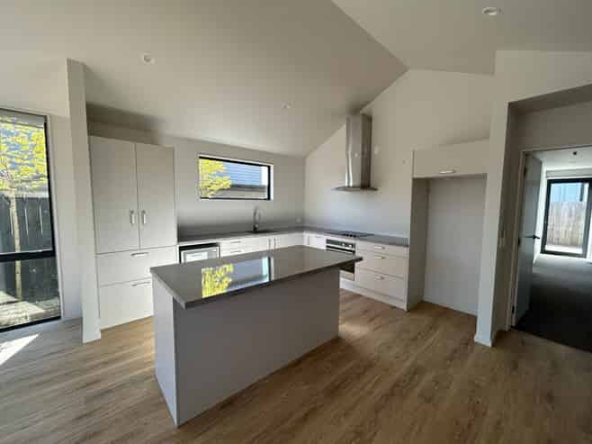 16 Mount Burke St, Wanaka