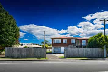 12 Rathgar Road, Henderson