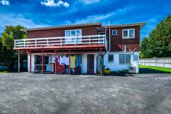 12 Rathgar Road, Henderson