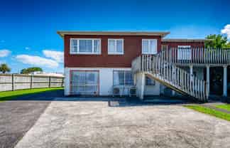 12 Rathgar Road, Henderson