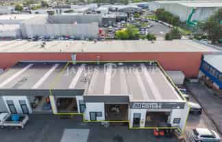 Turnkey Engineering Unit with Gantry + Booth