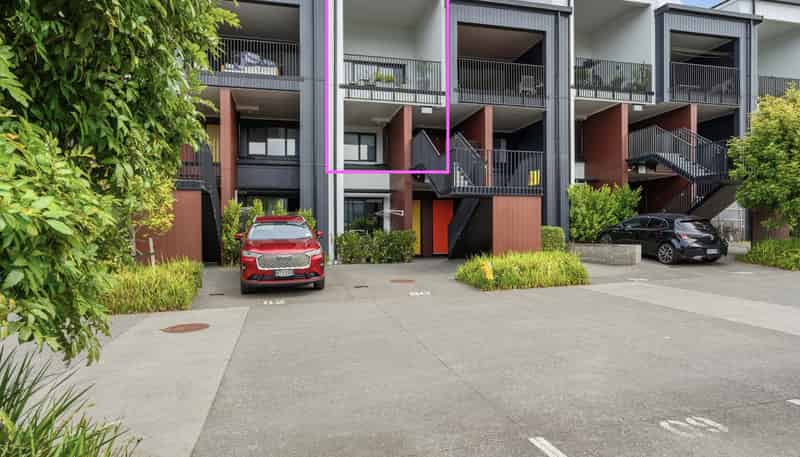 80 Rangihina Road, Hobsonville