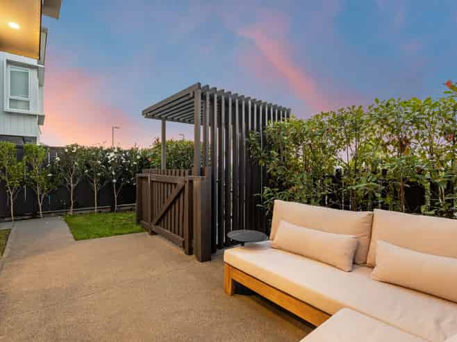 155 Millwater Parkway, Millwater