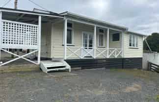 27b Pahi Road, Paparoa