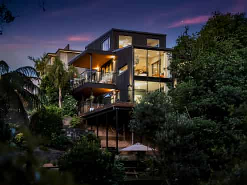 12A Baring Terrace, Strandon