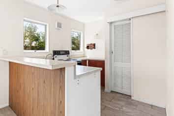 1/11 Gebbie Road, Taradale