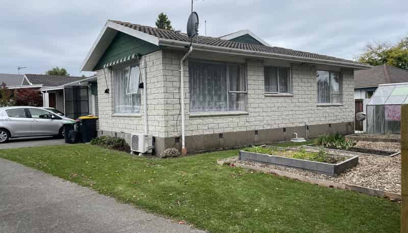 70a Glenmore Avenue, Casebrook