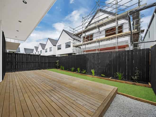 8  Murray Grey Lane, Papakura