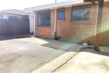 2/4 Rachael Place, Farm Cove