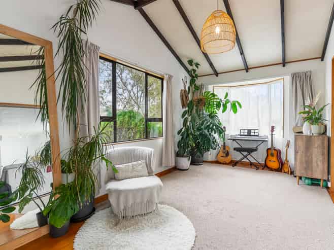 54 Woodglen Road, Glen Eden