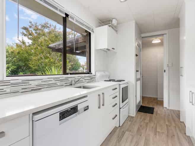 54 Woodglen Road, Glen Eden