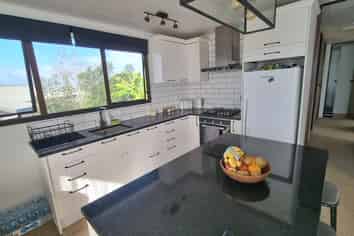 2/15 Cyril Cres, West Harbour