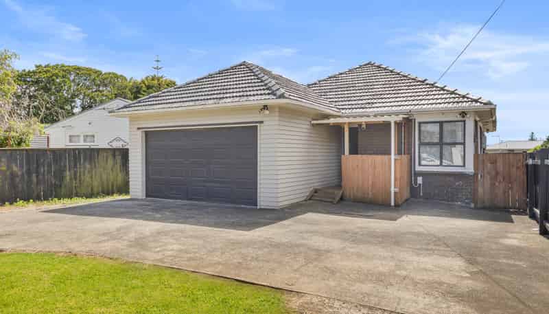 5 Lloyd Avenue, Papatoetoe