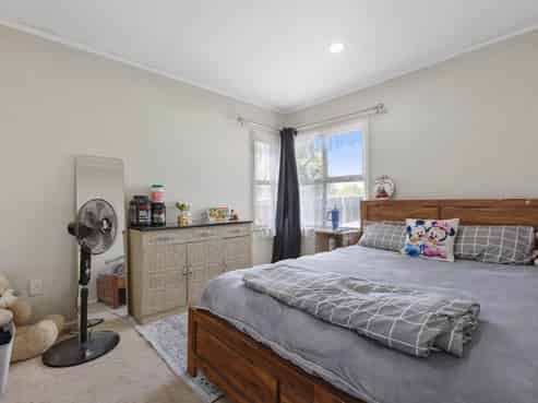 5 Lloyd Avenue, Papatoetoe