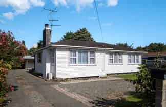 42 Lytton Road, RIVERDALE