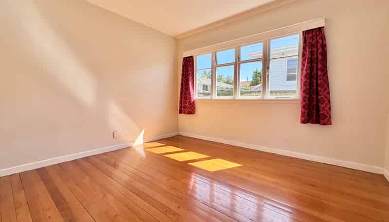 7 Marlene Avenue, Te Atatu South