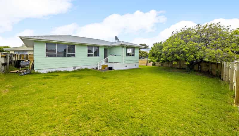 38 Burundi Avenue, Clendon Park