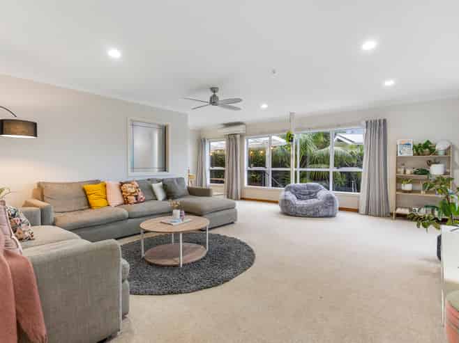 29 Korotaha Terrace, Rothesay Bay