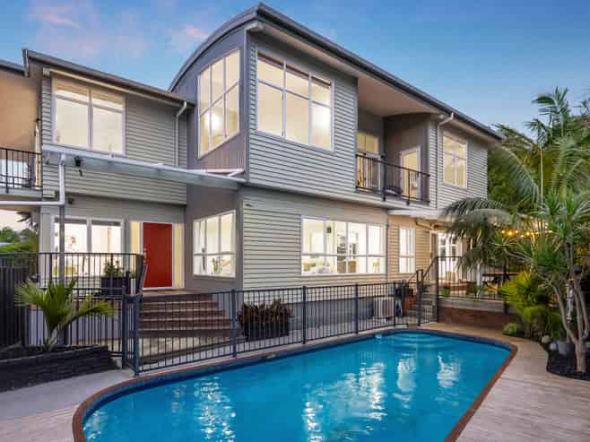 29 Korotaha Terrace, Rothesay Bay