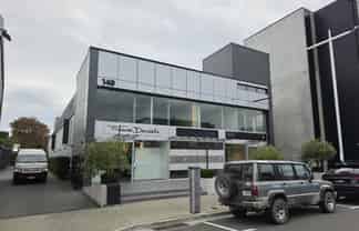 Office with Parking - Victoria Street