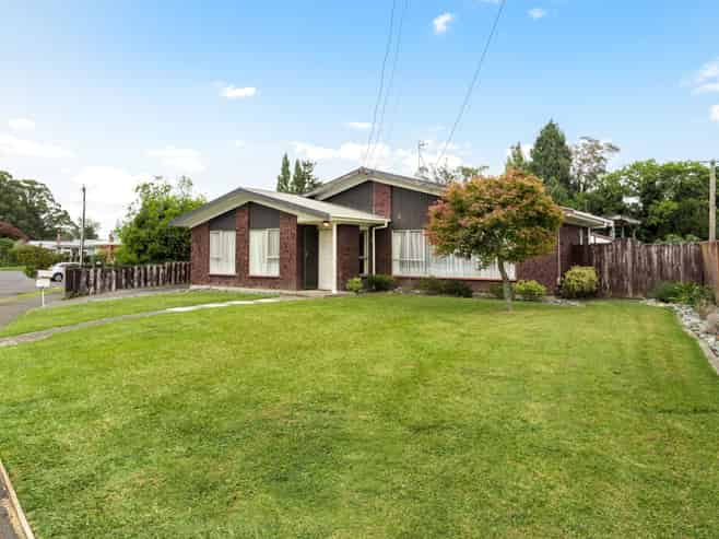 20 Anthony Crescent, Bader