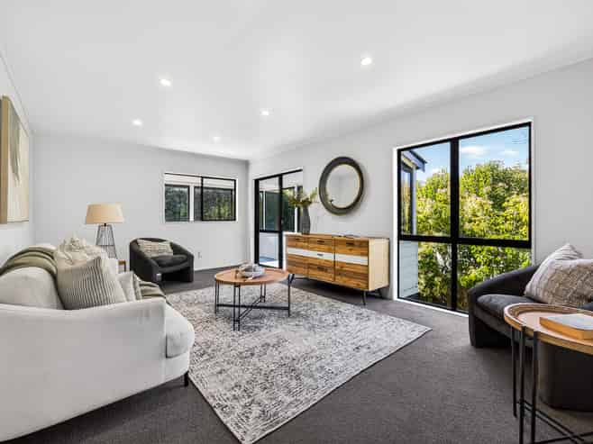 61A Jaemont Avenue, Te Atatu South