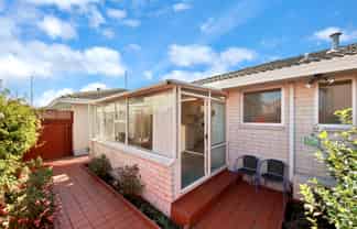 3/126 Stanmore Road, Linwood