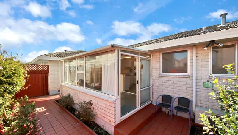 3/126 Stanmore Road, Linwood