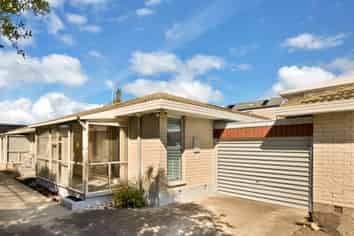 3/126 Stanmore Road, Linwood