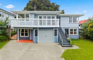 15 Wylie Avenue, Sunnynook