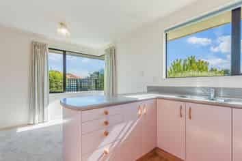 30 The Drive, RICHMOND