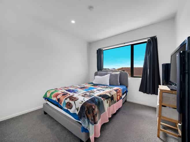 18B Addington Avenue, Manurewa