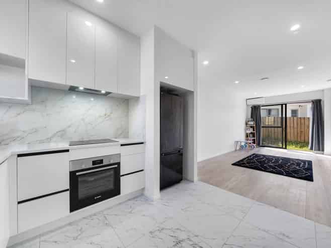 18B Addington Avenue, Manurewa