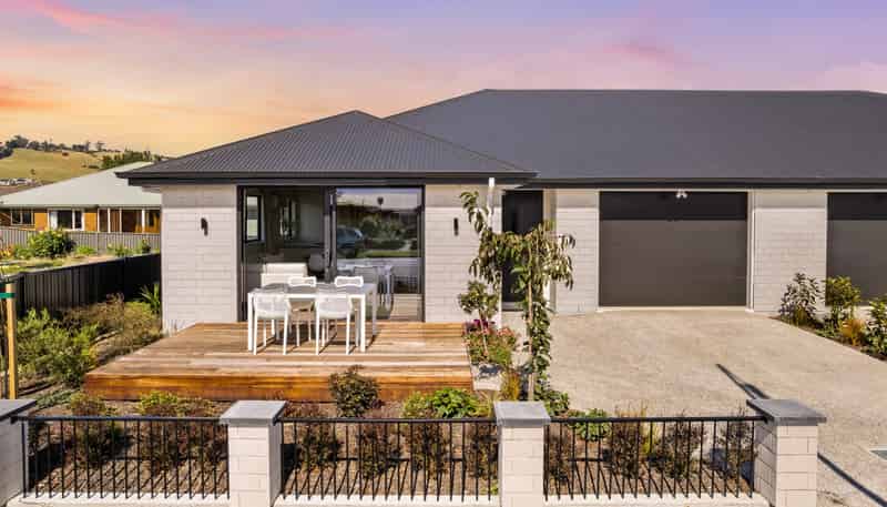 2A Park Street, Mosgiel