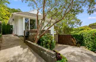 48 Homewood Crescent, Karori