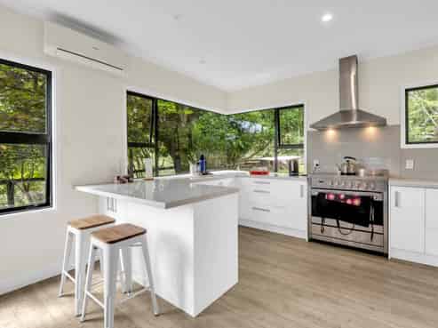 189 Wallace Road, Koputaroa