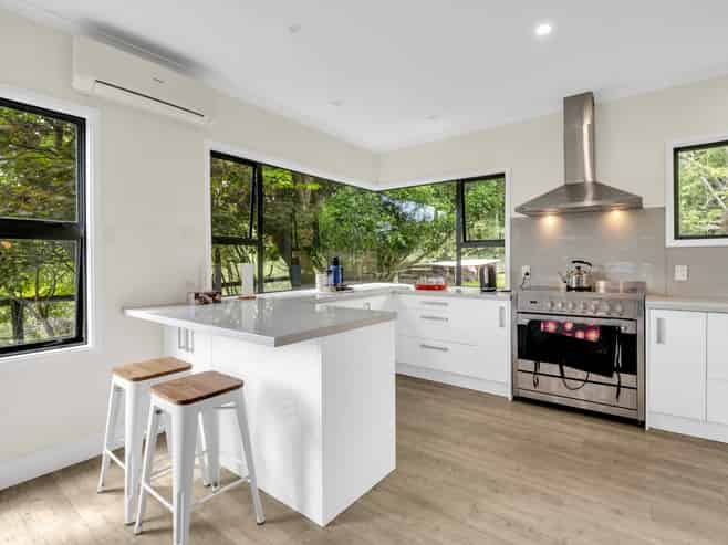 189 Wallace Road, Koputaroa