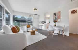 2/40 Cheval Drive, Totara Vale