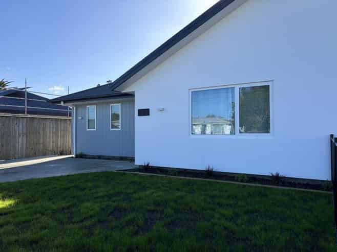 1/2E Lucknow Street, Aramoho