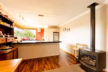 30 Stirling Place, Marchwiel