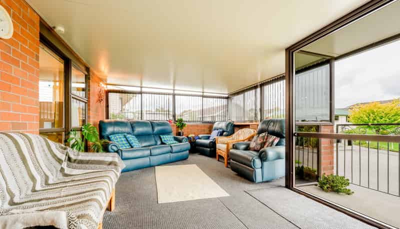 30 Stirling Place, Marchwiel