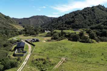 2109 Okau Road, Tongaporutu