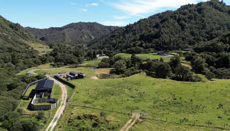 2109 Okau Road, Tongaporutu