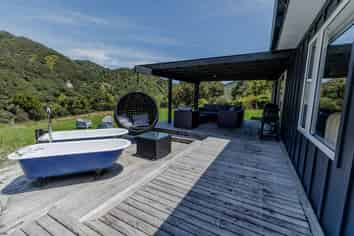 2109 Okau Road, Tongaporutu