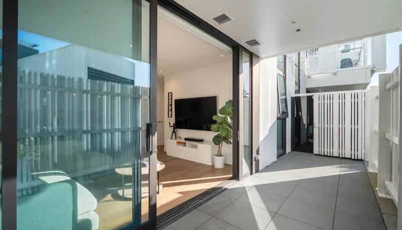 117/223A Green Lane West, Epsom